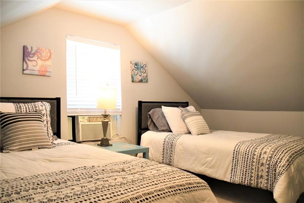 Tranquil Getaway In The Heart Of Galveston, Pets Welcome Exterior photo