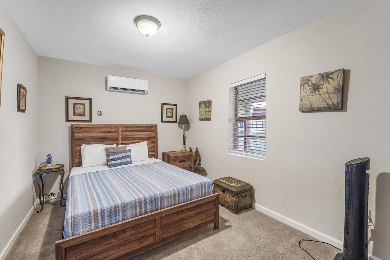 Tranquil Getaway In The Heart Of Galveston, Pets Welcome Exterior photo