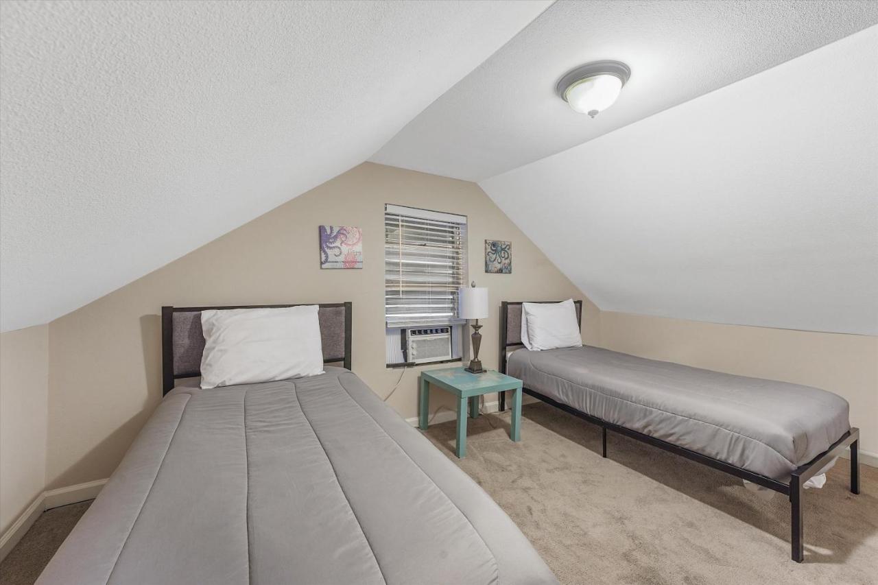 Tranquil Getaway In The Heart Of Galveston, Pets Welcome Exterior photo