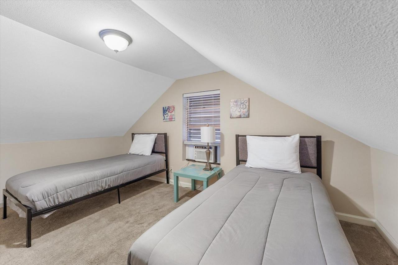 Tranquil Getaway In The Heart Of Galveston, Pets Welcome Exterior photo